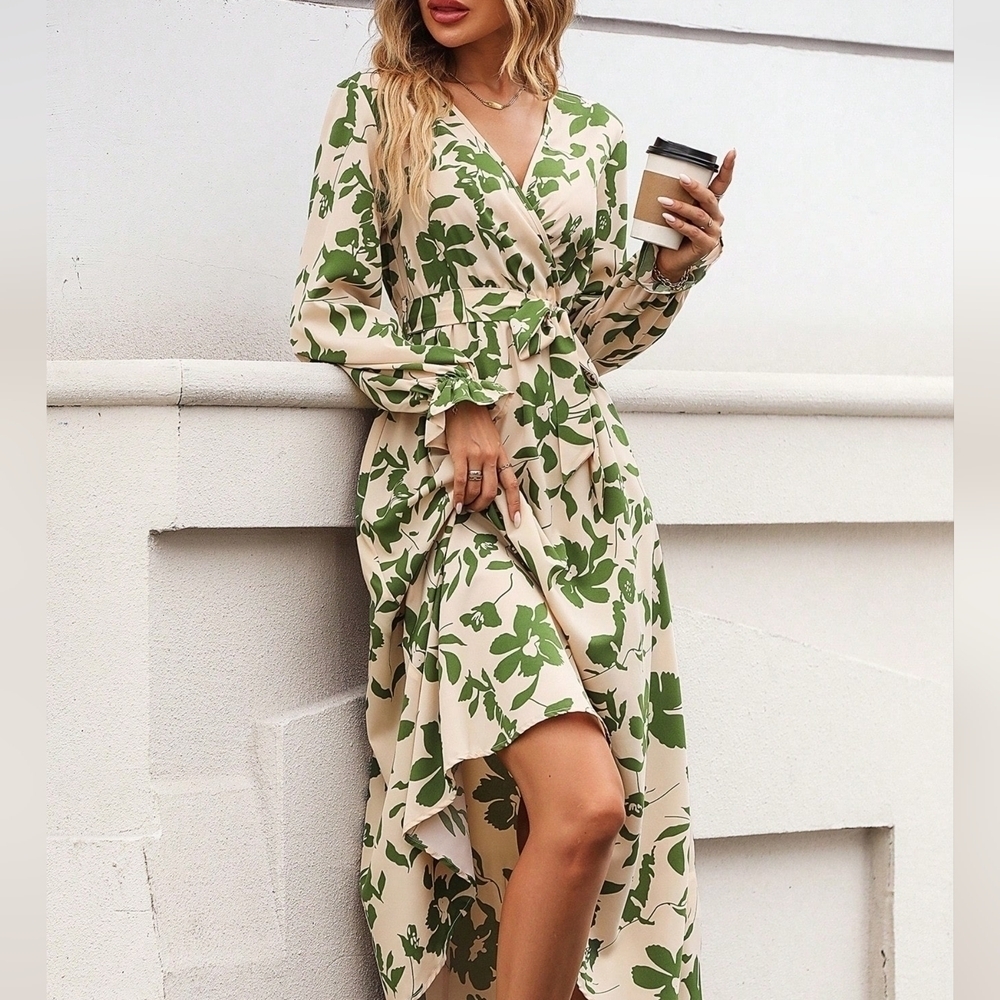Floral Print Flare Sleeve Belted Dress - Picture 1 of 5